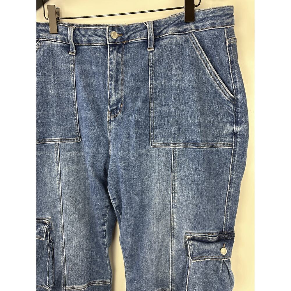 Judy Blue Macon Cargo Wide Leg Jeans High Rise Blue Denim Women's Plus Size 24W - Picture 6 of 16
